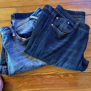 2 pairs of ladies jeans